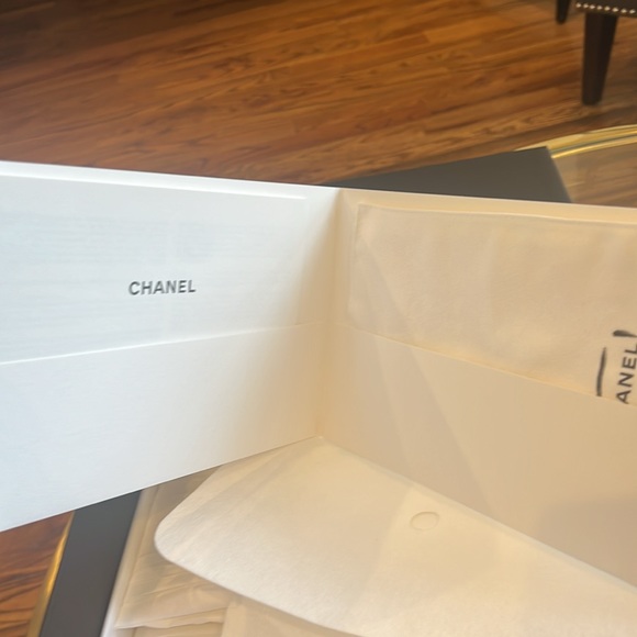 Chanel 19 medium quilted Flap Bag - light blue - Picture 16 of 16